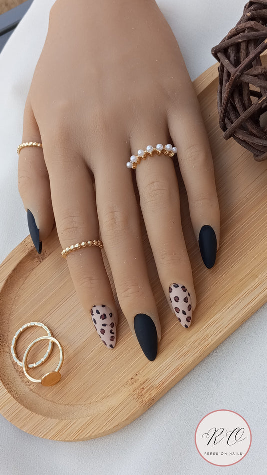 Féline chic