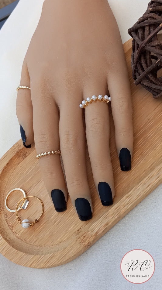 Velvet black