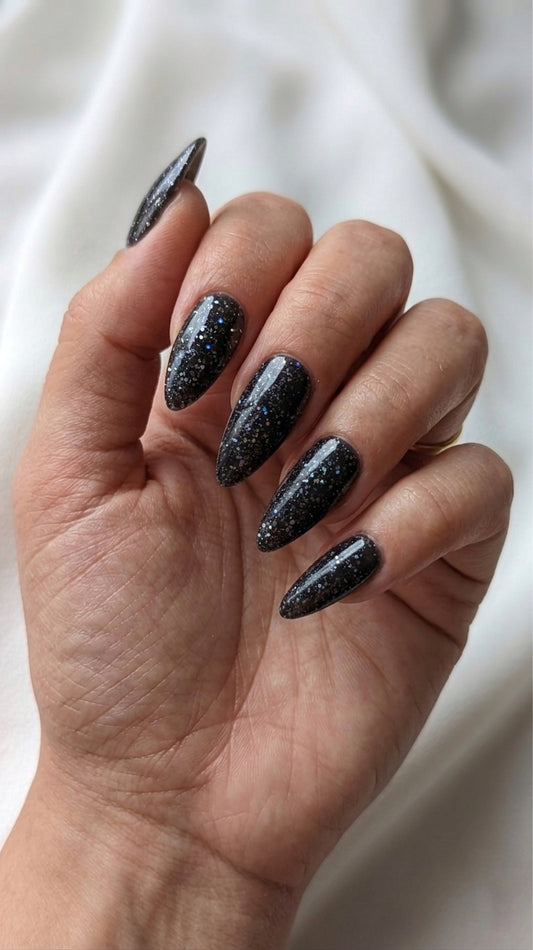 DARK GLITTERS